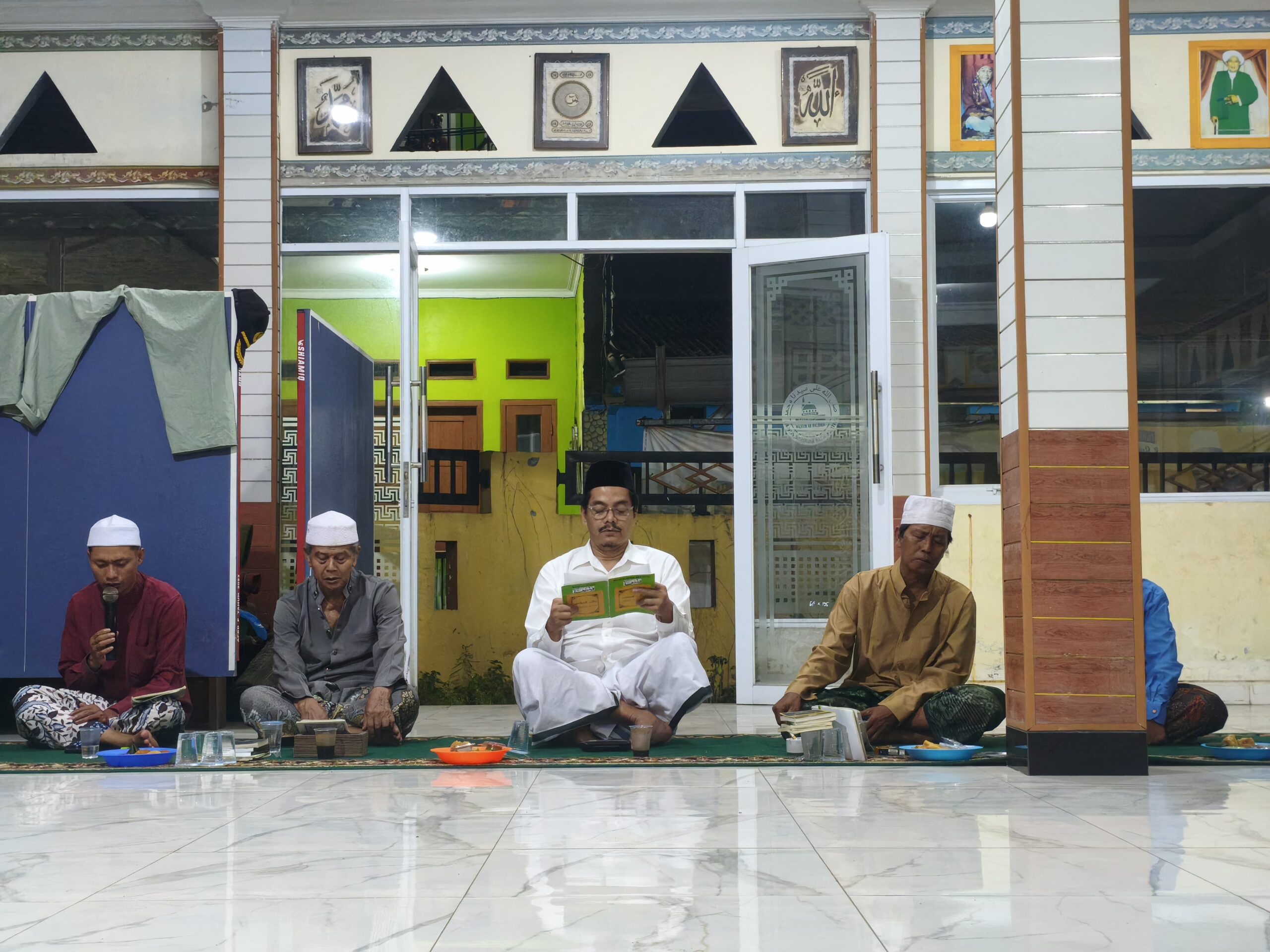 Jemaah Majelis Ta'lim Ar Raudhoh