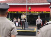 Kapolres Pimpin Upacara Kenaikan Pangkat 122 Personel Polres Metro Tangerang Kota