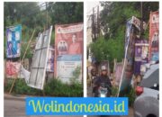 Parah Membahayakan Pengguna Jalan, Baliho Iklan Perumahan Roboh Di Jalan Raya Binong