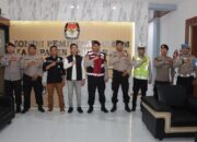 Iptu Bima melakukan Pengecekkan kantor KPU