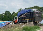 Baru Saja Mengangkut Limbah Dari PT. RKI Di Cikupa, PT. SPN Transforter Limbah B3, Membuang Limbah Di Tanah Kosong Di Kab. Tangerang