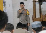 Kapolres Metro Tangerang Kota isi Kultum Usai Salat Tarawih, Ini Pesannya!