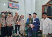 Dalam Rangka Cooling System Pemilu, Ditbinmas Polda Metro Jaya Gelar Subuh Keliling Seraya Serahkan Bantuan Alquran Dan Sembako