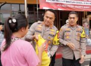 Tebar kebaikan Polres Metro Jakarta Barat dan Polsek Kebon Jeruk Bagikan 350 Paket Sembako Gratis