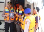 Kapolres Kepulauan Seribu Gelar Pengecekan Kapal Penyeberangan Di Dermaga Marina Ancol