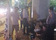 Polisi Amankan 11 Remaja Konvoi ‘TOTR’ Nyalakan Petasan di Jaksel