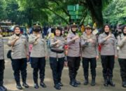 Polsek Pasar Minggu Dan Team Polwan Polres Metro Jaksel Amankan Kunjungan Wisatawan