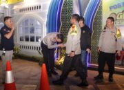 Kapolres Metro Bekasi Awasi Arus Balik Lebaran Di Pos Pelayanan Gedung Juang Tambun