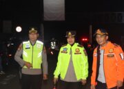 Kapolresta Cirebon Pimpin Patroli Pengamanan dan Pengaturan Arus Lalu Lintas Antisipasi Dampak One Way di Jalur Tol