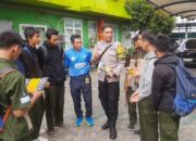 Sosialisasi Dan Pembagian Brosur Penerimaan Polri Terpadu TA 2024 Di Wilayah Kel Perwira Kec Bekasi Utara