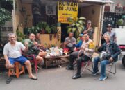 Sambang Dialogis Dan Silaturahmi Bhabinkamtibmas Ingatkan Warganya Saling Jaga Toleransi