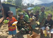 Serbuan Langsung Satgas Yonif 509 Berikan Bantuan Untuk Masyarakat Honai