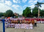 Kabag Log Polrestro Jaktim Sampaikan Pesan Penting Ke Siswa Saat Jadi Pembina Upacara