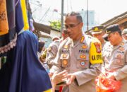 Baksos Kapolres Metro Jakarta Timur Dan Bhayangkari Menyasar ke Pemukiman Padat kel. Lubang Buaya