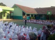 Police Goes To School, Polsek Kebon Jeruk Beri Motivasi Dan Edukasi Kamtibmas di SDN 04 Kedoya Selatan