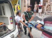 Warga Hentikan Ambulance Klinik Satuan Yonkes 2/ Yudha Bhakti Husada Yang Sedang Melintas 