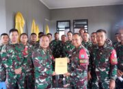 Prajurit Yonif 642/Kps Serah Terima Tugas Pasukan Penjaga wilayah Perbatasan Sektor Papua Barat Dengan Satgas Pamtas Yonif 407/PK