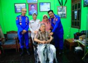 Kado Alumni Akpol 91 Bhara Daksa Dalam Rangka 33 Tahun Pengabdian ke Pengasuh Saat Taruna