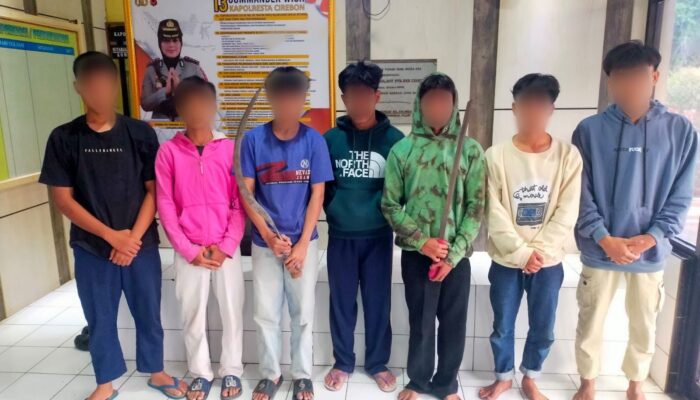 Respon Cepat Polsek Lemahabang Amankan 4 Remaja Diduga Terlibat Tawuran