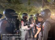 Patroli Kota Presisi Polres Tanjung Perak Amankan 12 Pemuda Saat Aksi Balap Liar Di Kedung Cowek