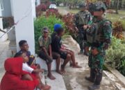 Warga Kokamu Sambut Hangat Komsos Marinir Habema