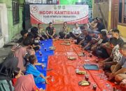 DI SELA KEGIATAN NGOPI KAMTIBMAS, KAPOLSEK TANGERANG AJAK WARGA SUKSESKAN RANGKAIAN KEGIATAN PILKADA 2024