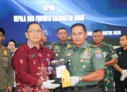 Pangdam XII/Tpr Serahkan Satu Tersangka Dan Ribuan Butir Ekstasi ke BNN