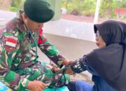 Satgas Yonarmed 11 Kostrad Laksanakan Pelayanan Kesehatan “Door to Door” di Perbatasan