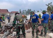 Aksi Nyata Yonif 330 Tri Dharma, Bantu Penanganan Pasca Bencana Gempa Di Kertasari