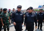 Kasad Hadiri Penganugerahan Brevet Kehormatan Hiu Kencana Kepada Presiden Joko Widodo