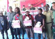 Warga Kwamki Narama Antusias Sambut Baksos HUT ke-79 TNI Pimpinan Pangkogabwilhan III