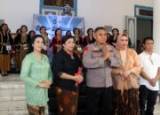 “Belajar Berbusana Jawa” Di Museum Radya Pustaka: Kombes Pol Tri Suhartanto Tekankan Pentingnya Melestarikan Budaya