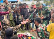 Program ROSIKATA Satgas Habema Disambut Antusias Warga Mamba