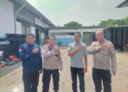 Personil Polri perketat Pengamanan Di Gudang Logistik KPU Jakarta Timur