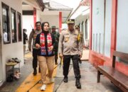 Polri Amankan Pemungutan Suara Si TPS Khusus Rutan Kelas 1 Pondok Bambu Dan Lapas Perempuan kelas II A Jakarta