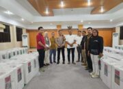 Kapolsek Johar Baru Tinjau Kotak Logistik Hasil Penghitungan Suara Pilkada Di Gudang Logistik Kecamatan Johar Baru