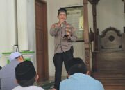 Safari Jumat, Kapolsek Cikarang Timur Sampaikan Pesan Kamtibmas Jelang Ramadan