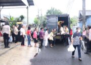 Polda Metro Jaya Gelar Panggung Rohani Dan Baksos Di Kampung Ambon, Bagikan Ratusan Paket Sembako