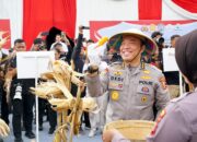 Irwasum Polri Pimpin Panen Jagung Serentak Di Madiun, Wujudkan Astacita