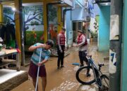 Banjir Rendam Kebon Pala, Polisi Siaga di Lokasi