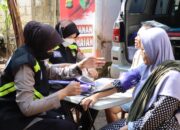 Pelayanan Kesehatan Untuk Warga Terdampak Banjir Kali Ciliwung