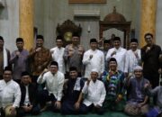 Kapolres Metro Depok dan Wali Kota Laksanakan Tarawih Keliling di Masjid Al-Barkah