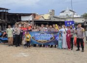 GANDENG KOMUNITAS MOTOR, POLANTAS POLDA METRO JAYA BLUSUKAN BAGI TAKJIL DAN BUKU CERITA ANAK