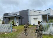 Satgas Ops Damai Cartenz-2025 Amankan Ibadah Minggu di Gereja Bethel Indonesia, Oksibil