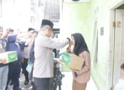 Kapolres Metro Jakarta Utara Gelar Bakti Sosial, Bagikan Sembako Untuk Warga Rawa Badak Utara Dan Sosialisasi Hotline 110