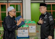 Berkah Ramadan: Kasatgas Humas Ops Damai Cartenz-2025 Bagikan Takjil di Masjid Fajrul Islam Jayapura