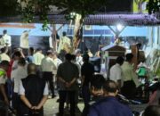 Polisi Amankan Pembongkaran Posko Ormas BPPKB Banten di Pasar Induk Kramat Jati