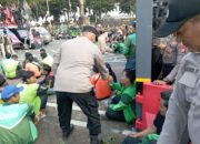 Polisi Tunjukkan Pendekatan Humanis, Aksi Damai Ojol di Patung Kuda Berlangsung Tertib