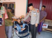 Dalam Rangka hari Bhayangkara ke- 79 , Kapolres Metro Bekasi Berikan Kursi Roda Bantu Habiba Lawan Keterbatasan