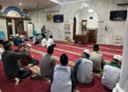 Polda Metro Jaya Gelar “Satu Jam Mengaji Bersama Polisi” Di Masjid Jami Baiturrahmah Pondok Labu